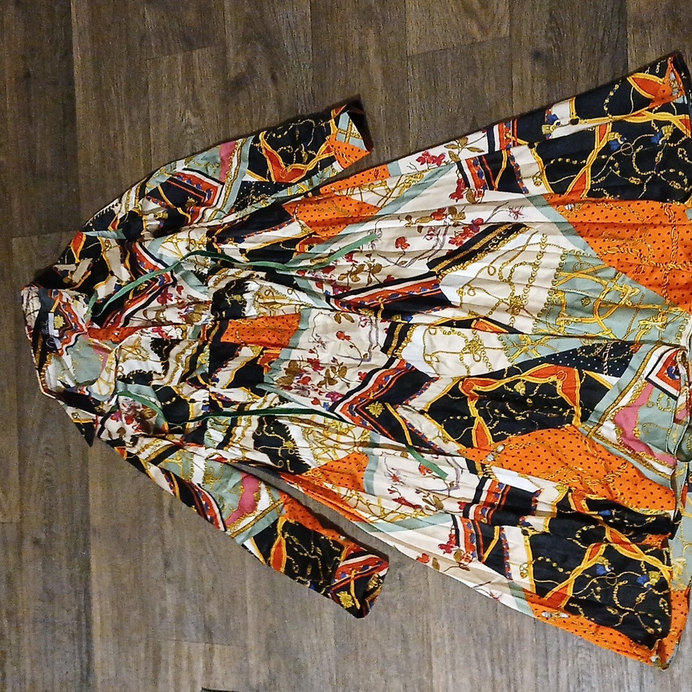 Dalia Macphee Tie Neck Printed Midi Dress. - Picture 10 of 16